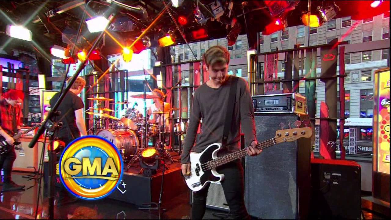 5 Seconds of Summer (5SOS) Intro + Interview GMA 30/9/14