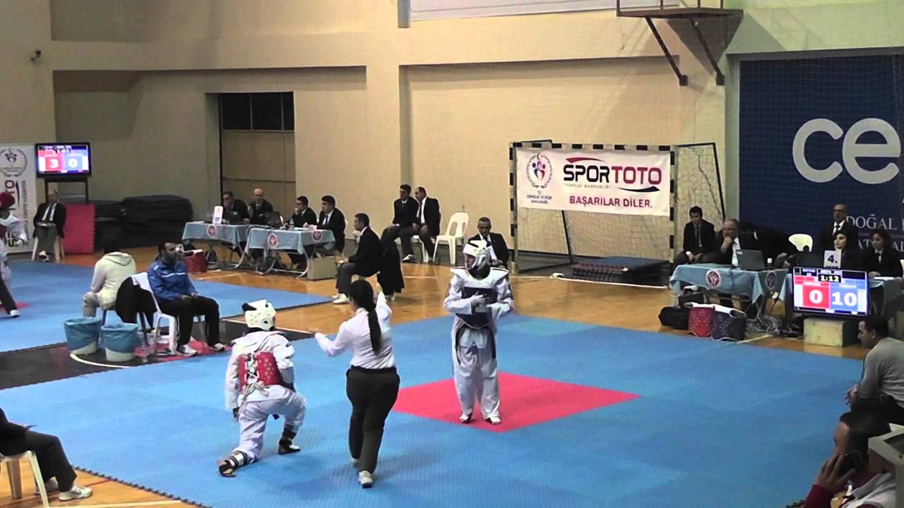 59kg Quarterfinal Cansu Ates vs Nazli Kayikci (2014 Turkish Junior TKD Championships)