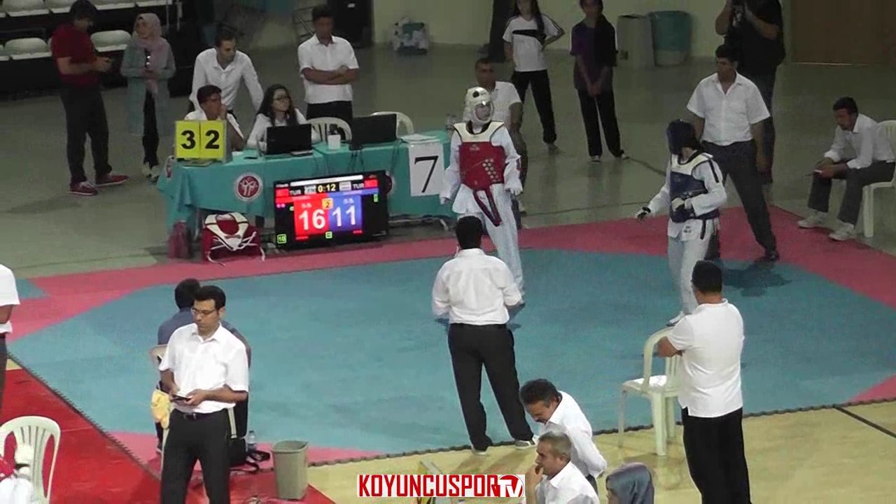 59kg SEMIFINAL - Huriye Nur Ergin vs Sılanur Gencer (2017 Turkish Cadet TKD Championships)