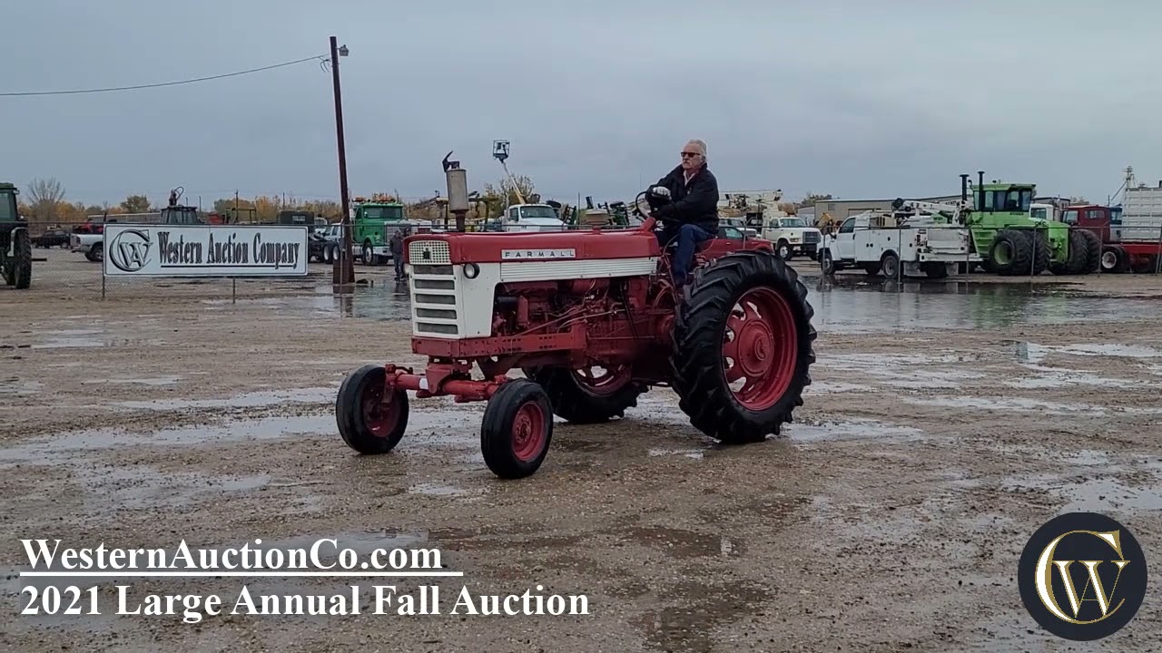 640 • International Farmall 560 • 60HP Tractor