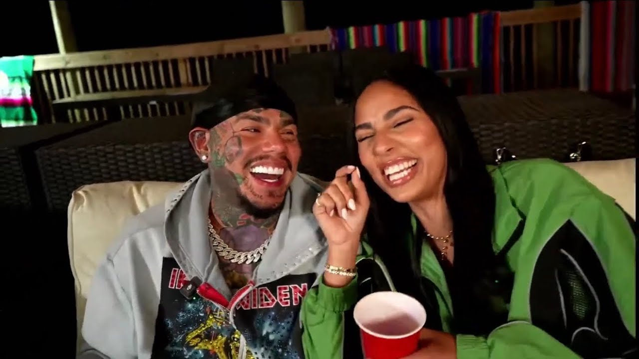 6ix9ine and his new girl Hallel Genesis talk about how they met ❤️