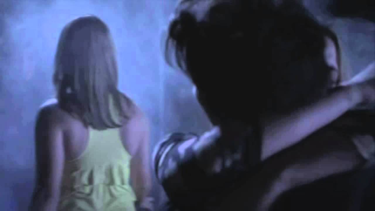 6x01 Aria & Ezra
