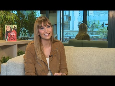 A Caperucita Roja y la Bella Durmiente las violaron: Sandra Sabatés denuncia el machismo en su libro