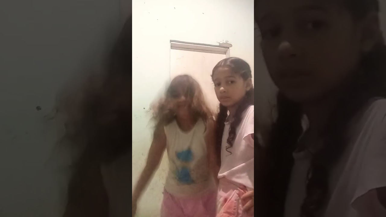 a minha prima e qrente e rebola