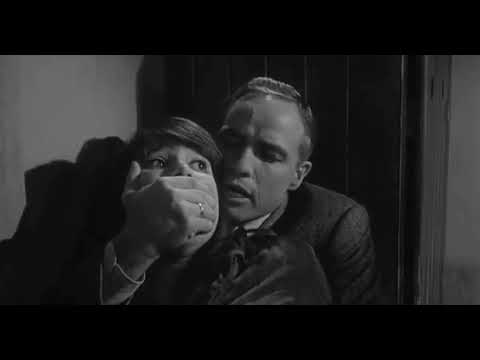 A streetcar named Handgag