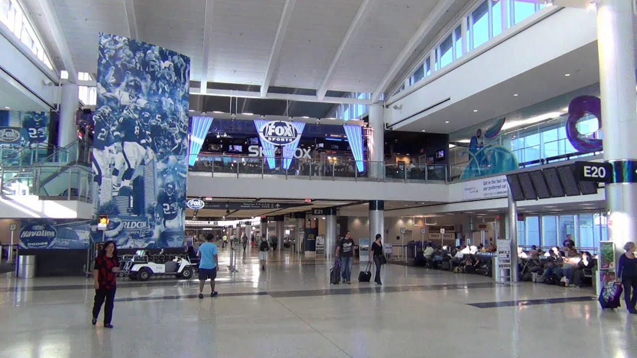 A Tour of Houston Intercontinental Airport's C, D, and E Terminals (Part 1), September 2013