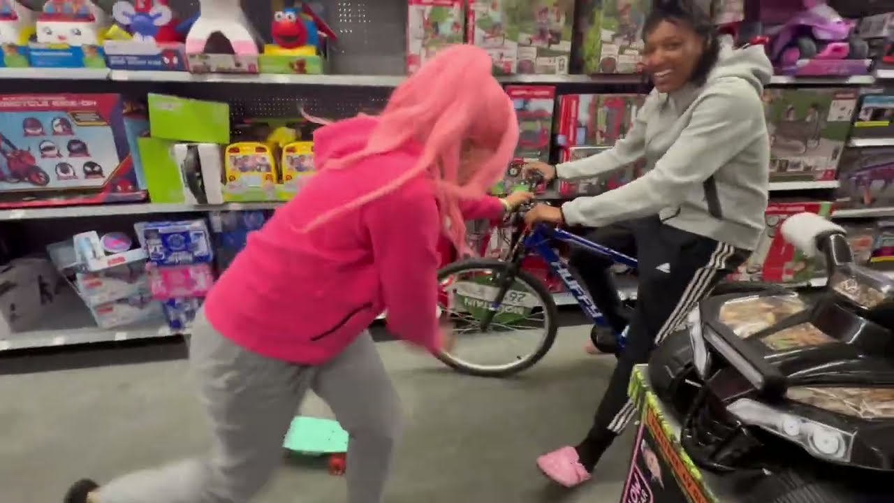 A Very POINTLESS Vlog ft. Nayah & Rina