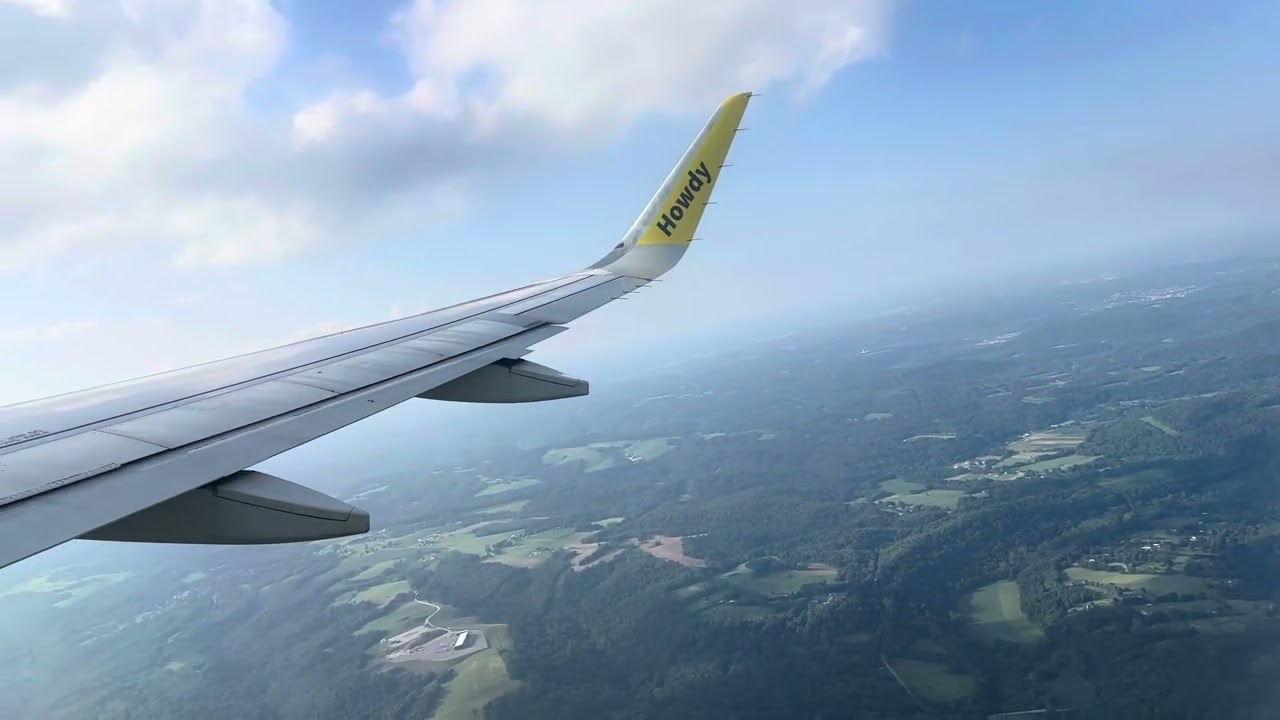 A320 NEO Taking off from PIT, Pittsburgh, PA to Los Angeles