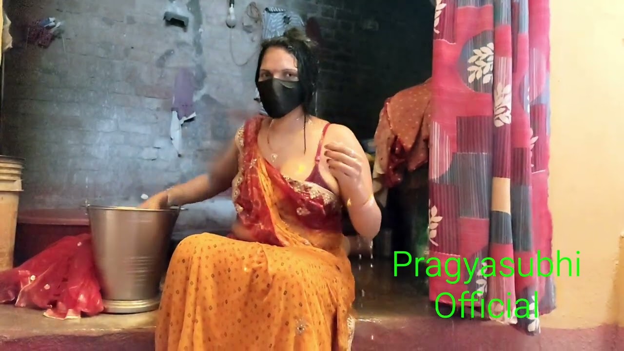 Aaj maine kya pahena hai aur kaise naha Rahi hoon