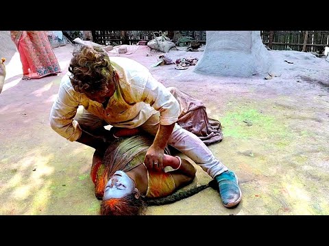 Aaj Sabse Alag Kuch Bhabhi Ke Holi Me/Khatarnak Silver Holi Video