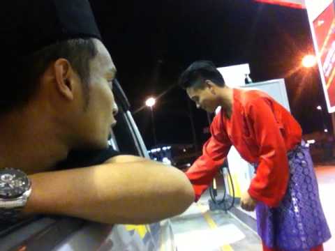 Abg caltex berbaju melayu haha