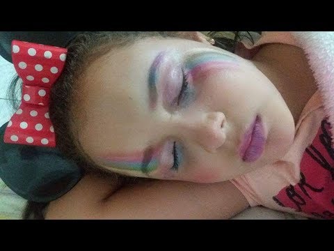ACORDANDO A AMANDINHA | MAQUIAGEM SURPRESA (Surprise Mermaid and Unicorn Makeup Tutorial)