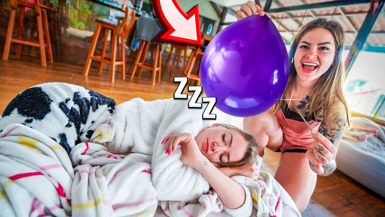 ACORDEI A KAVIC COM UM BEXIGÃO DE ÁGUA!! -TROLLAGEM 😂😂😂