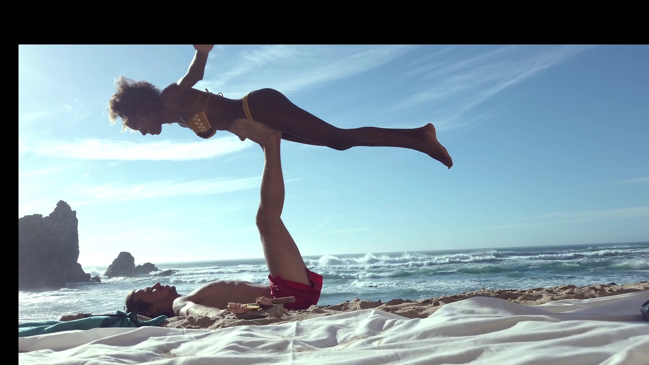 Acro Yoga in Praia da Ursa beach
