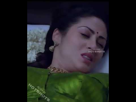 Actress Sadha .. hot scene from Torchlight ❤️😘😘