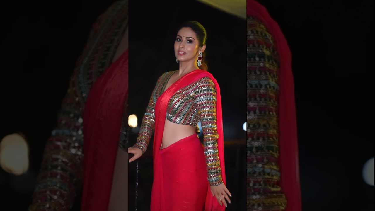 Actress Sadha Hot Navel..🔥🔥 in Saree 🥵🥵 #shorts #youtubeshorts #navel #saree #neham #dankindiamemes