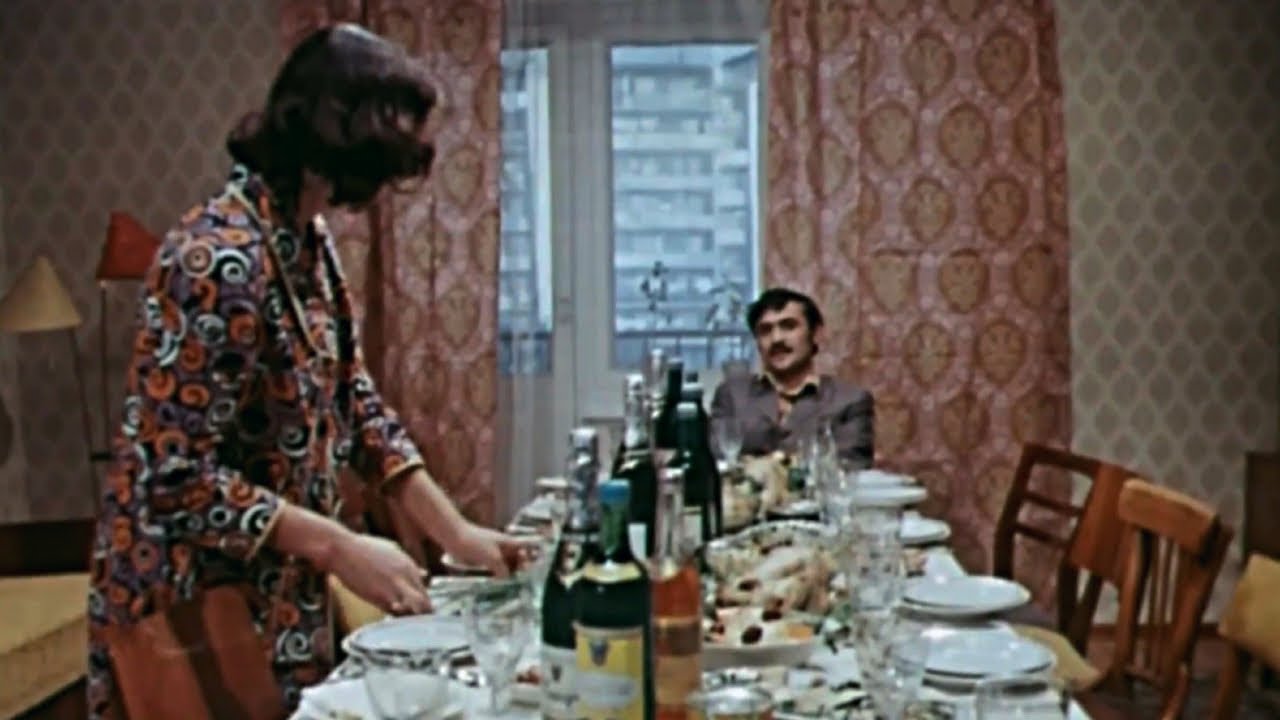 Ad Günü - Ziyafətə hazırlıq səhnəsi | (1977)