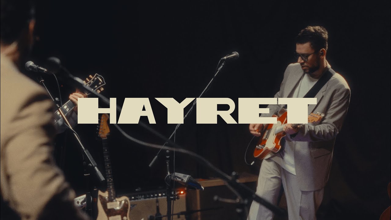 Adamlar ‘Canlı’ : FadeOut Studios - Hayret