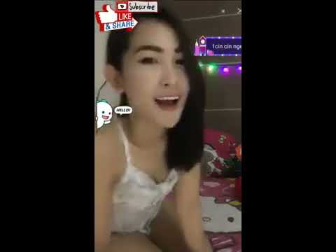 ADEGAN PANAS NGANGKANG DI RANJANG KELIATAN MEMEK NYA | BIGO LIVE