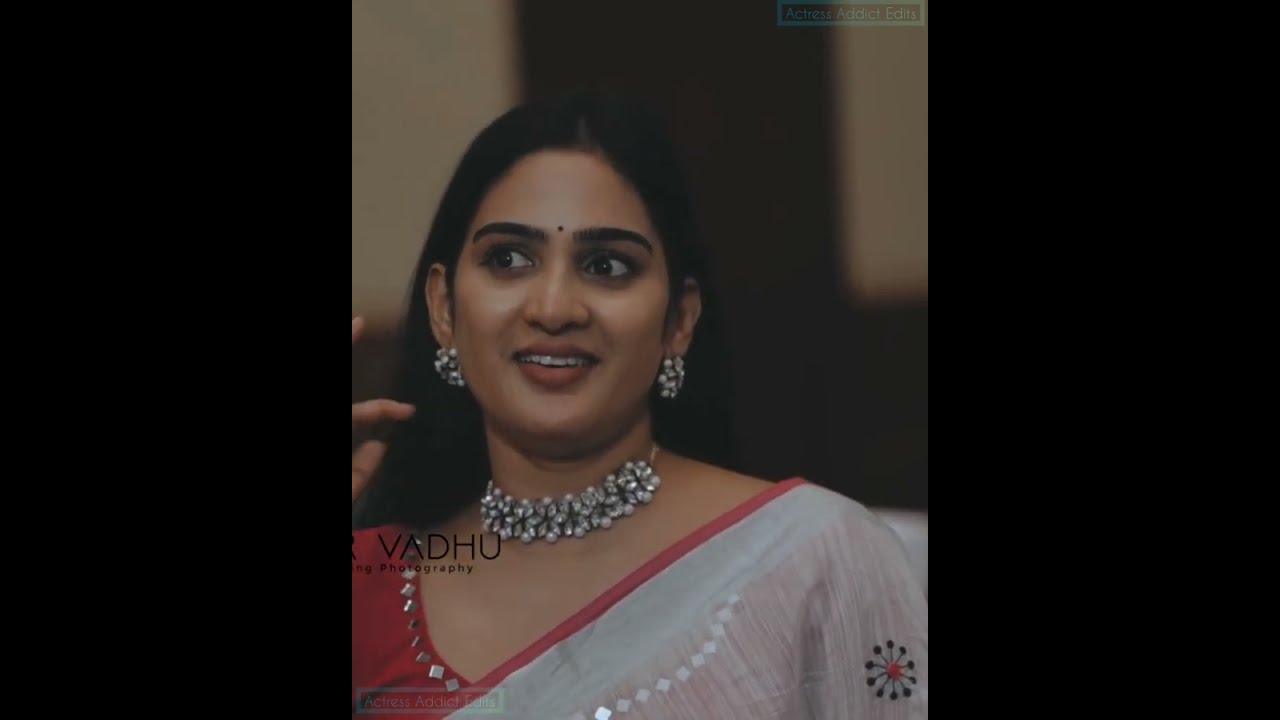 Aditi Ravi Hot & Cute Vertical Edit | Navel