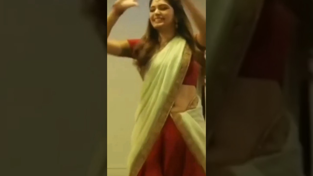 Aditi Shankar navel show #aditishankar #navel #trending #trendingshorts #aditishankarnavel