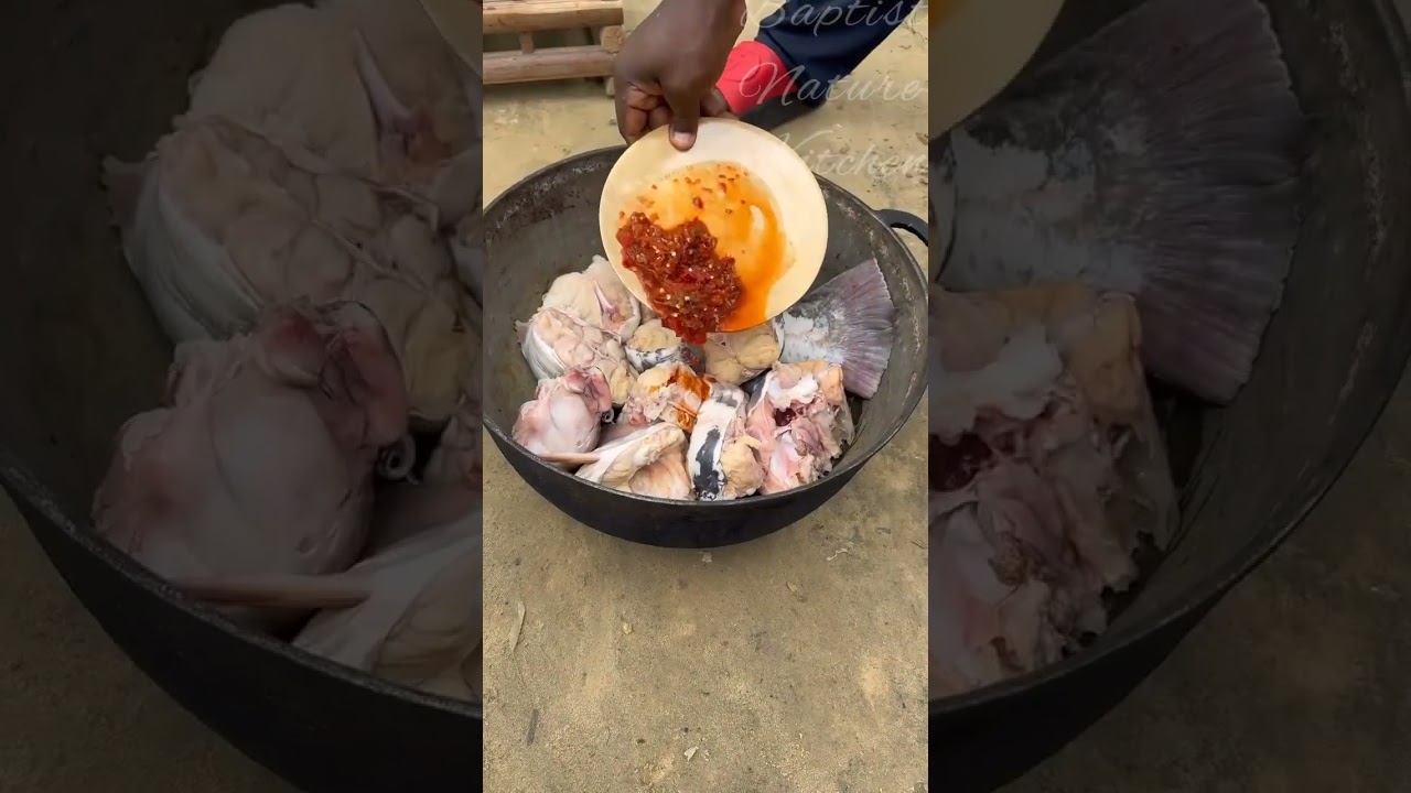 African village life// How to cook the best fisherman soup with catfish & shrimps.