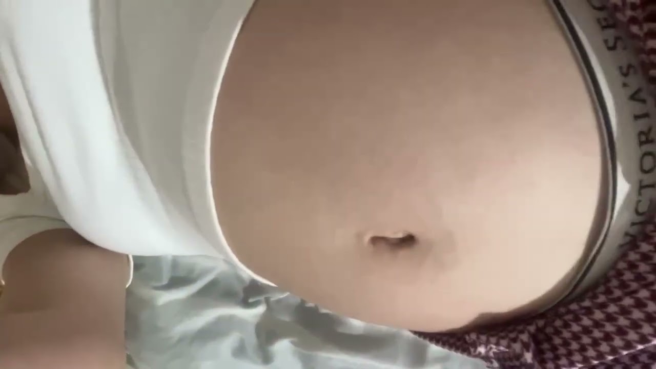 After belly stuffing 🤰🏻🍔🍕