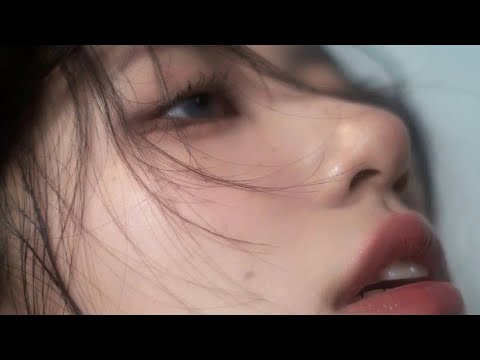 ai lookbook girl in bedroom ❤️