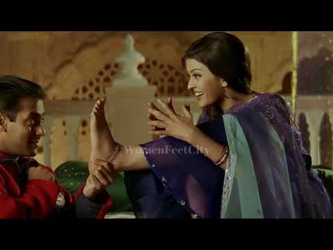 Aishwarya Rai feet