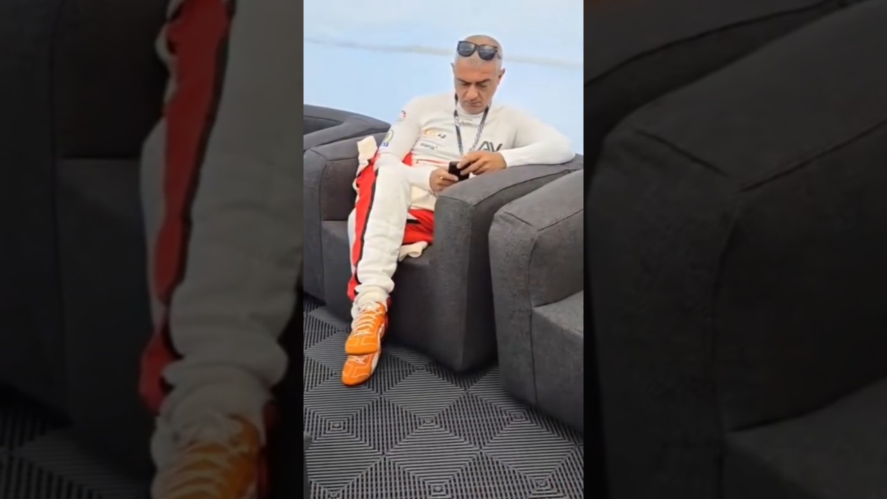 Ajith Kumar GT4 ரேஸுக்கு ரெடியாகிறார்!🔥Weekend Loading... Ajith Kumar on Fire🥵💥#ajithkumar #ajith