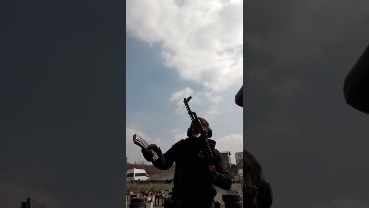 Ak-47 seri atış Şarjör değiştirme #shorts #video