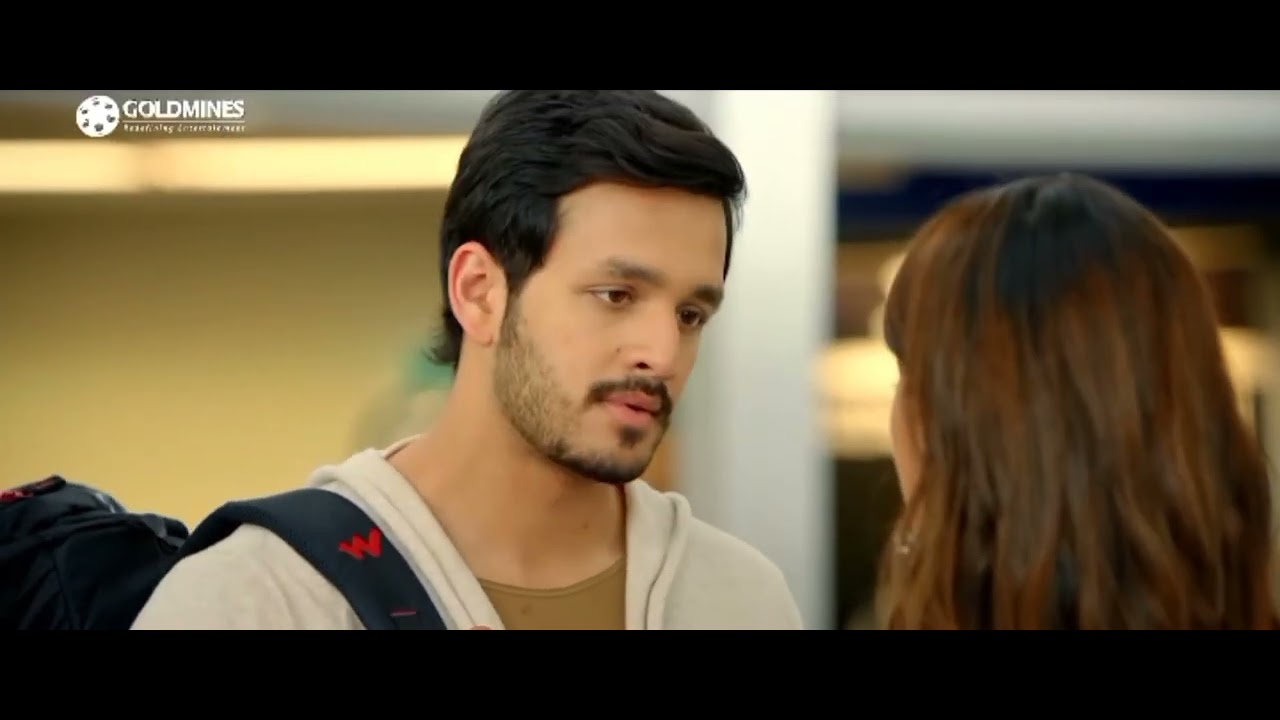 Akhil Akkineni and nidhi agarwal love ❤😘 and kissing moments || vikky and nikki of love feeling Mr.