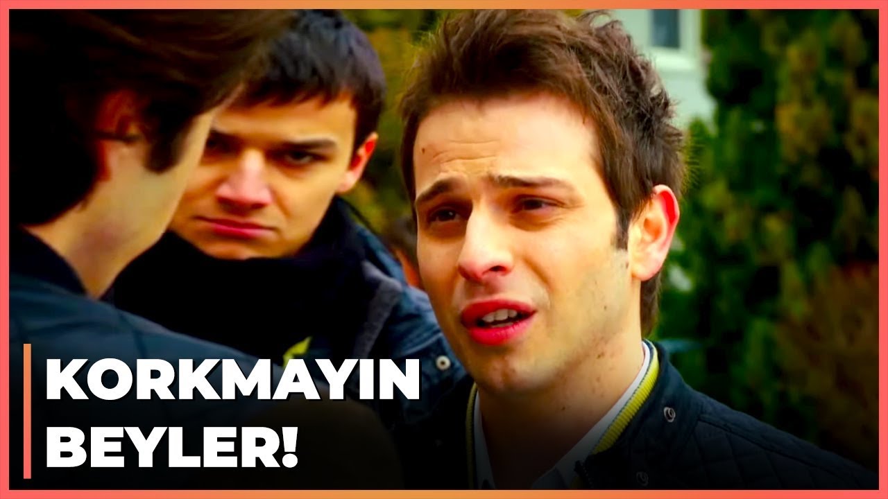 Aksel, Okulun İlk Gününde Ortalığı Karıştırdı! - Güneşi Beklerken 33. Bölüm