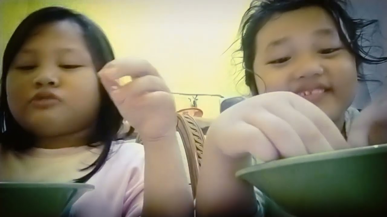 aku mukbang lagi sama sindy dan nuri