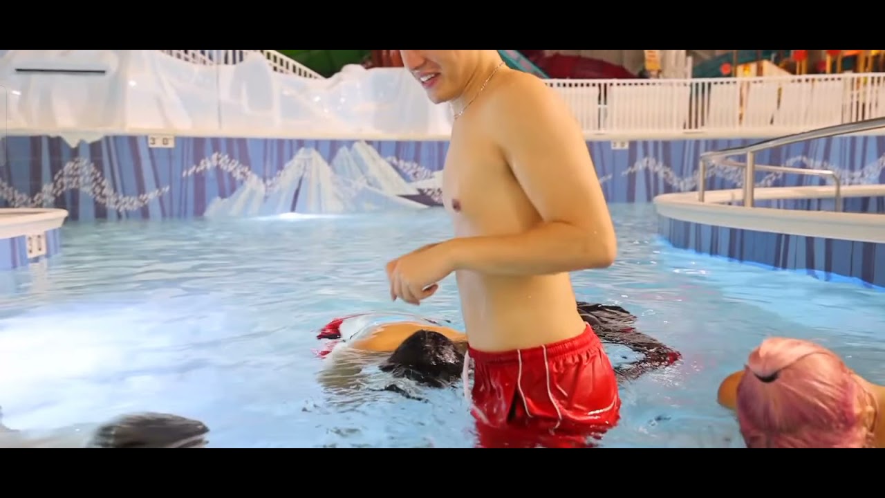 Alex farted on kat underwater 😂