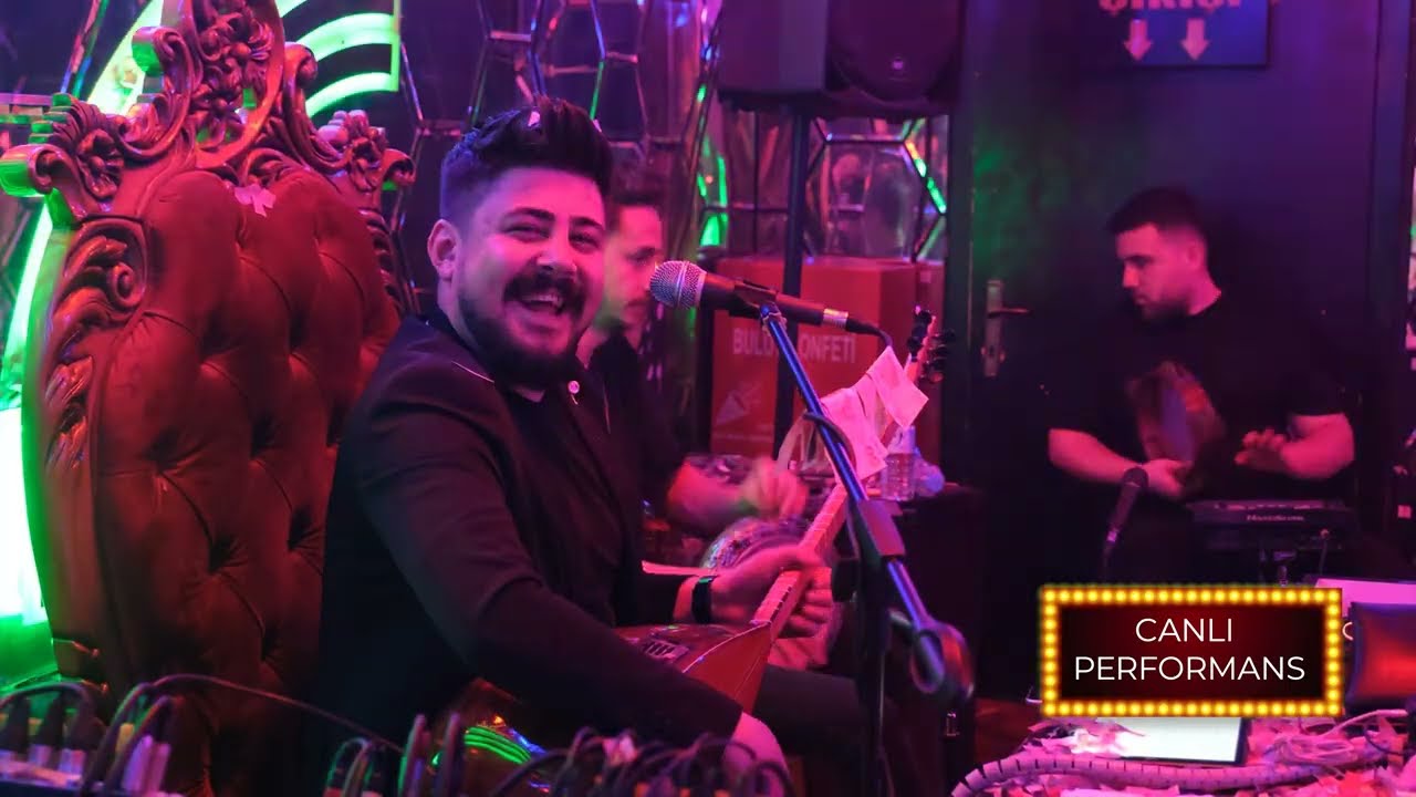 Ali Çini - Bir Dost Buldum Ben (Canlı Performans)