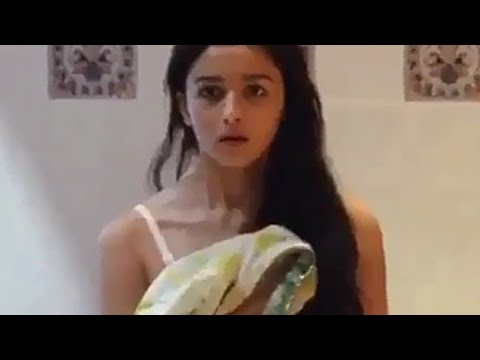 Alia bhatt Hot Sexy Look।🤰🤰public open prank।🤦🤦 Deleted Scene। 🙆🙆Dress Remove by Alia bhatt।🤷🤷
