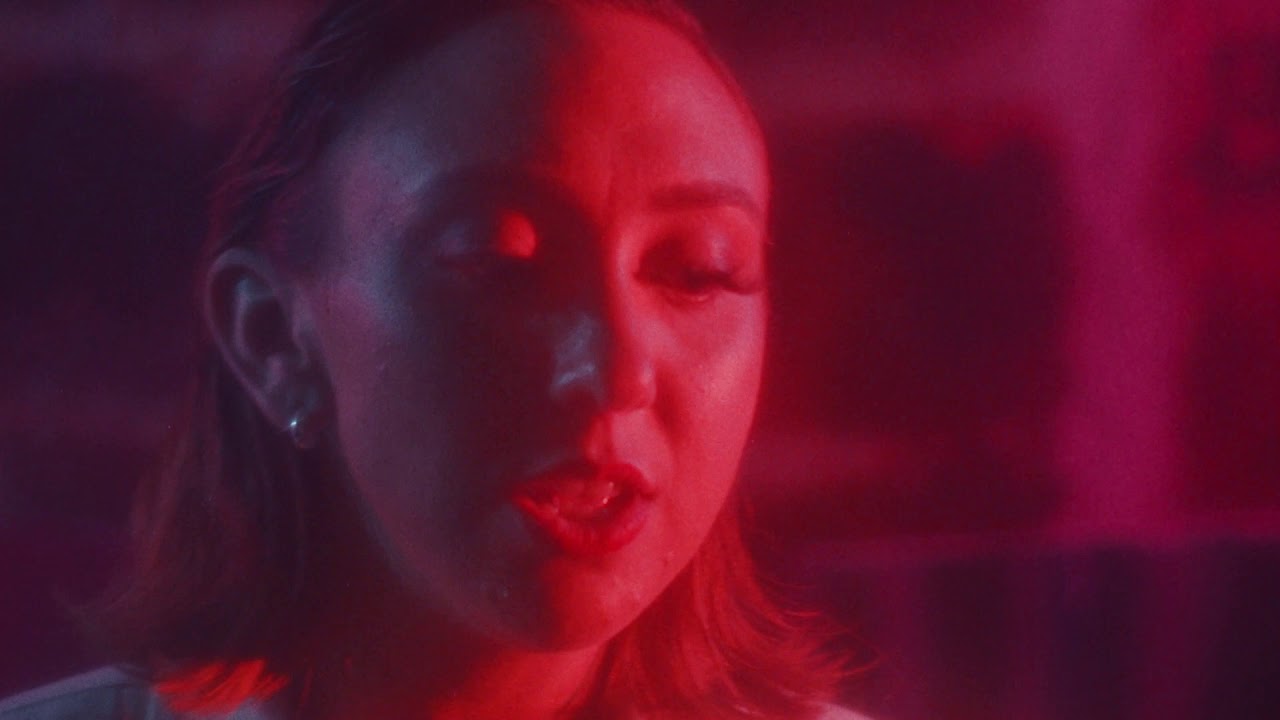 Alice Skye - Stay In Bed (Official Video)