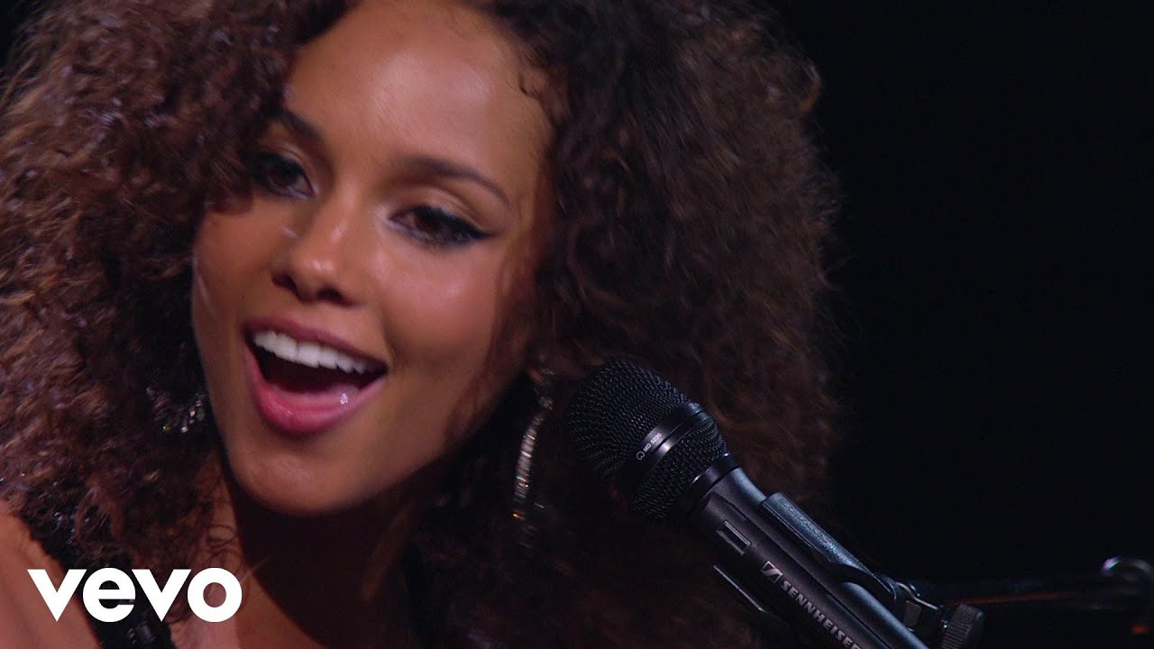 Alicia Keys - How Come You Don't Call Me (Piano & I: AOL Sessions +1)