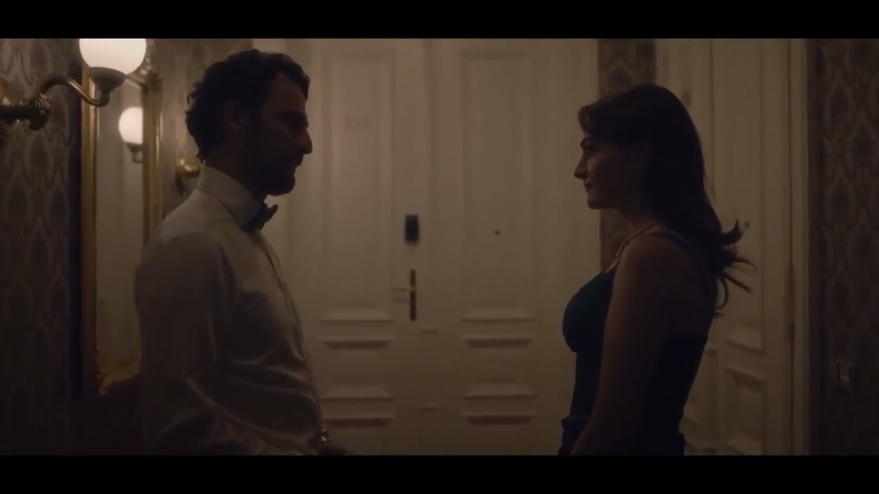 Alin and Güney hot scene - Art of Love | esra bilgic new drama netflix
