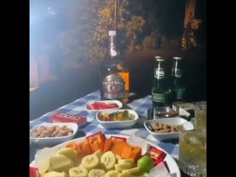 Alkol Snapleri Viski Bilsen Uzaklarda