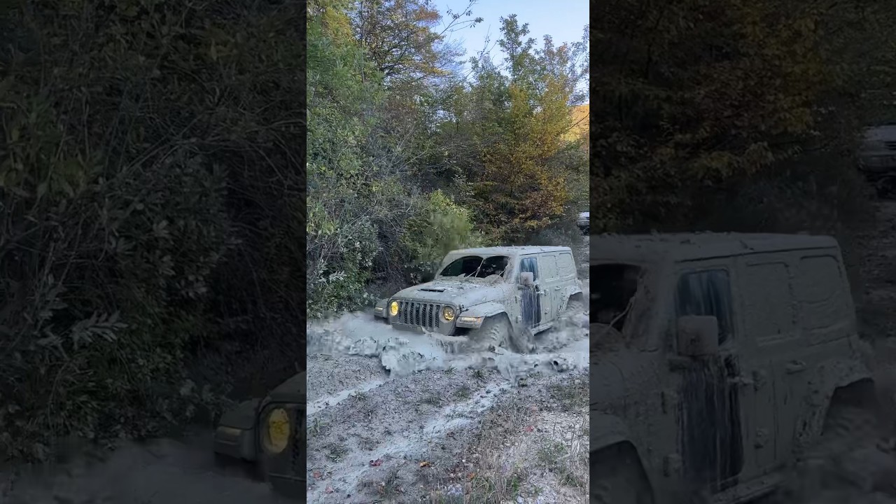 All new 2023 Wrangler 392 Rubicon in deep mud #shorts #jeep #offroad