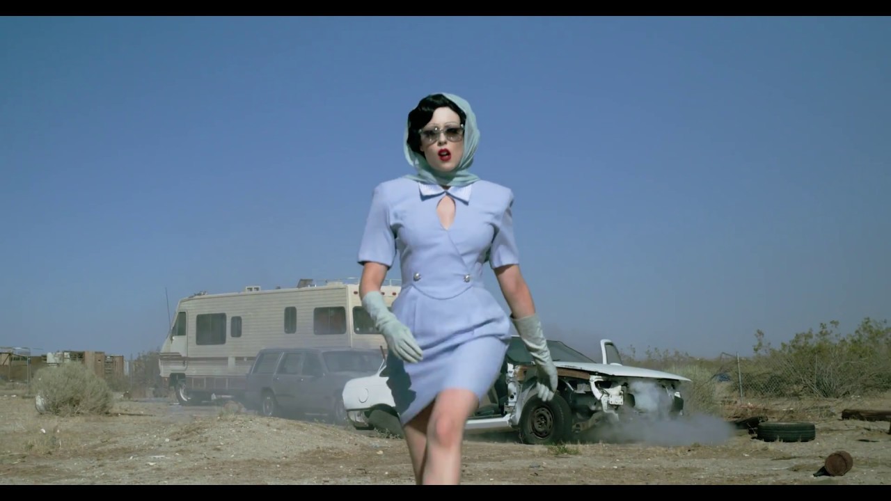 Allie X – Not So Bad in LA