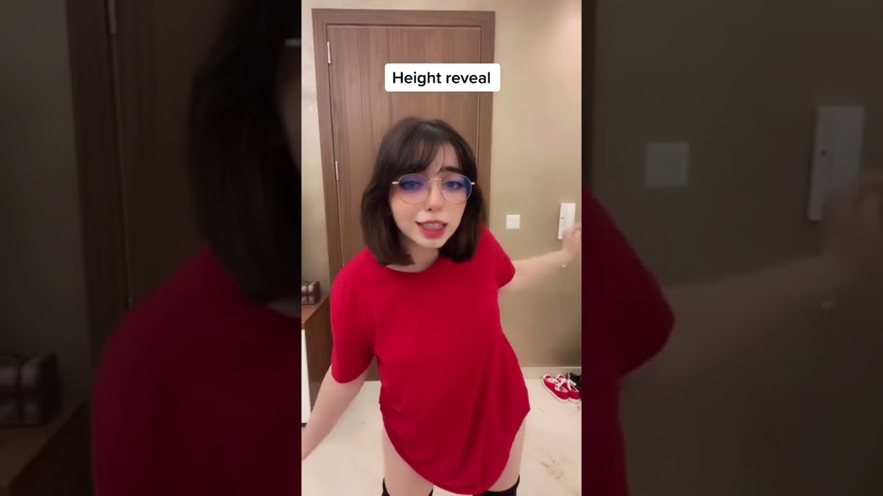 Am I too short | defiantpanda #13 🍑😍 | #tiktok #defiantpanda #shorts