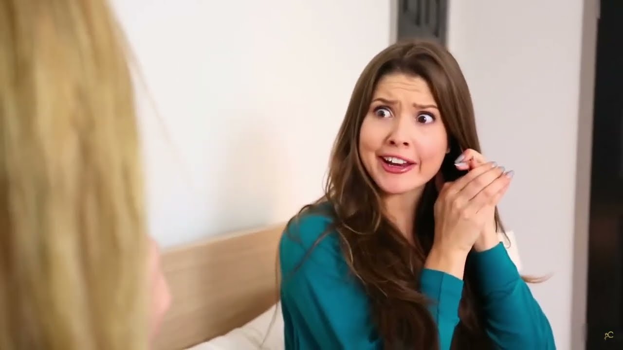 Amanda Cerny wedgie
