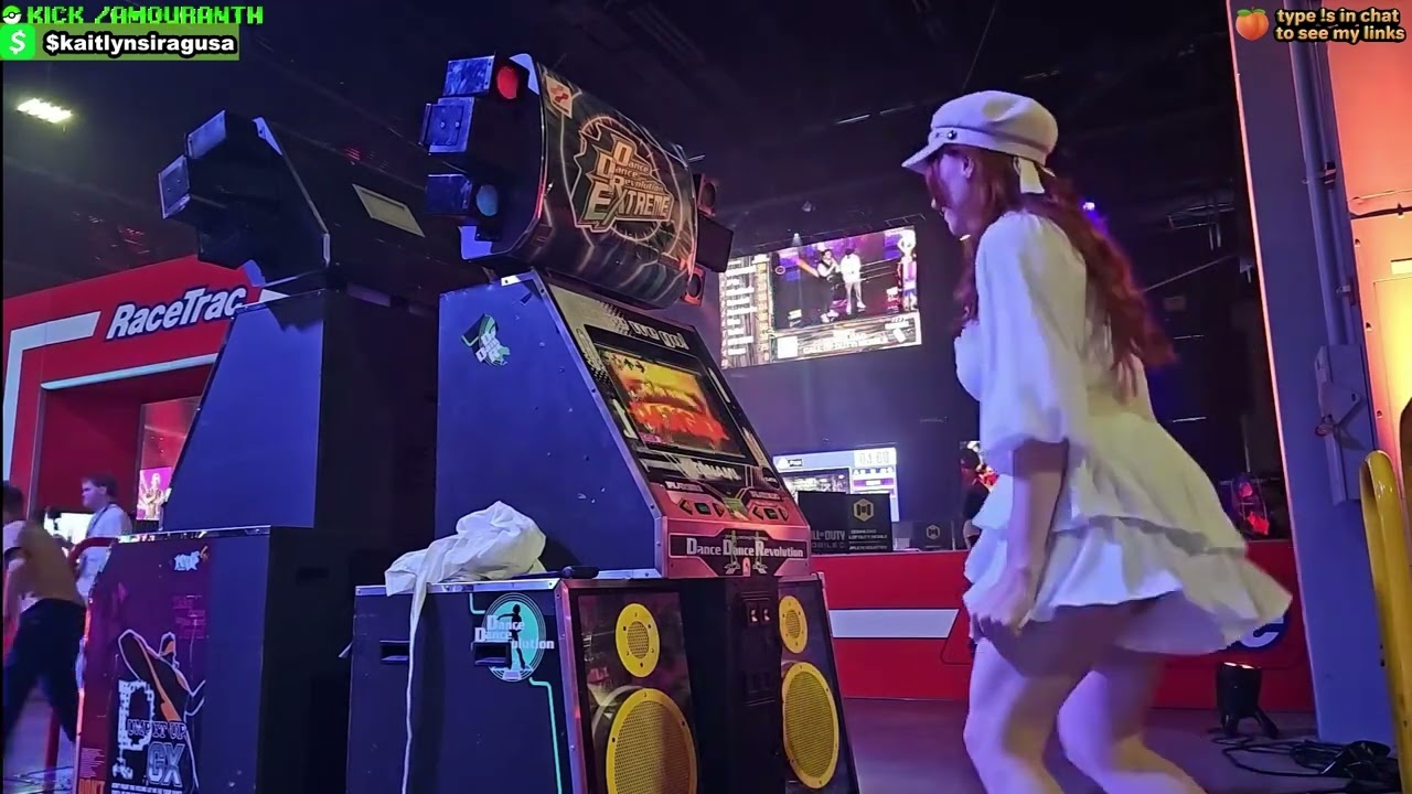 Amouranth Crushes Dance Dance Revolution at DreamHack 2024!