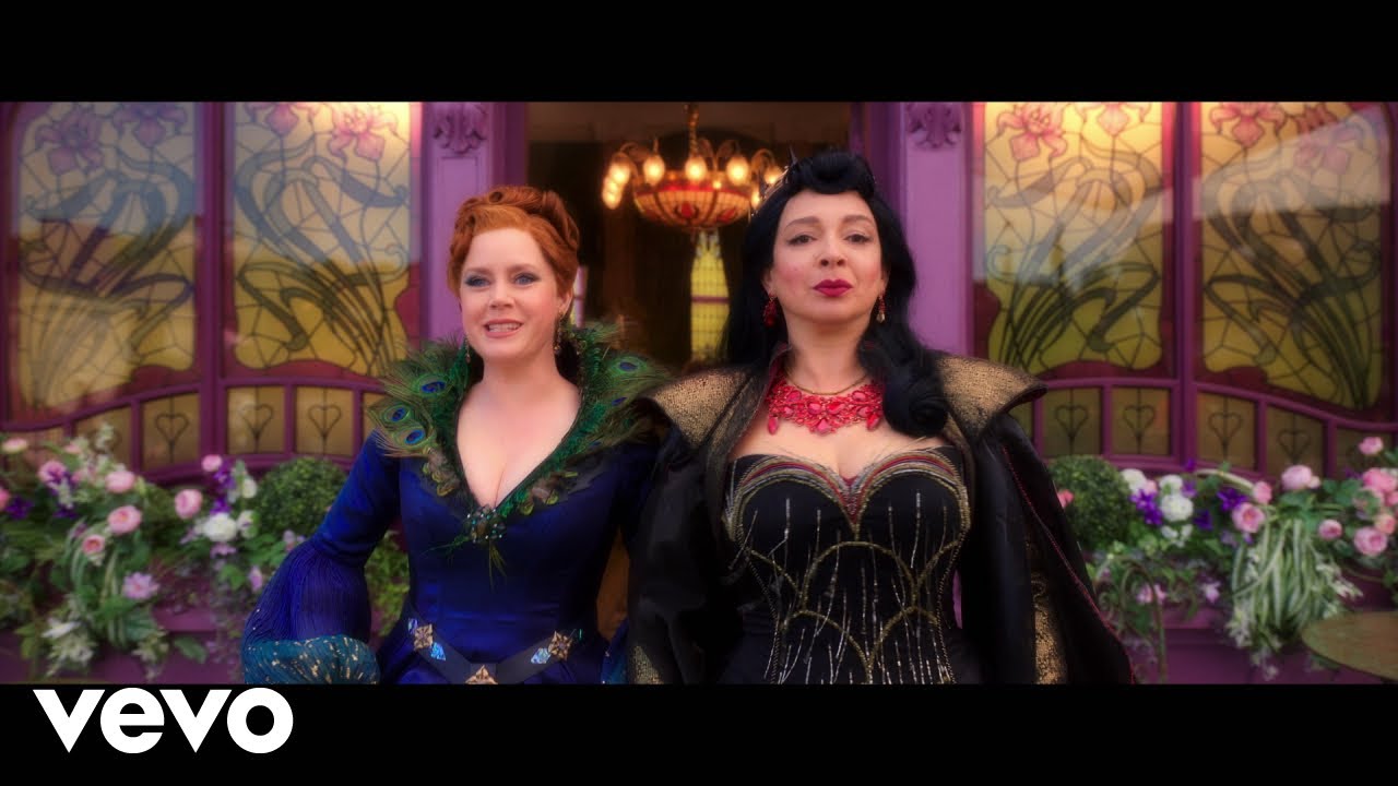 Amy Adams, Maya Rudolph - Badder (From 
