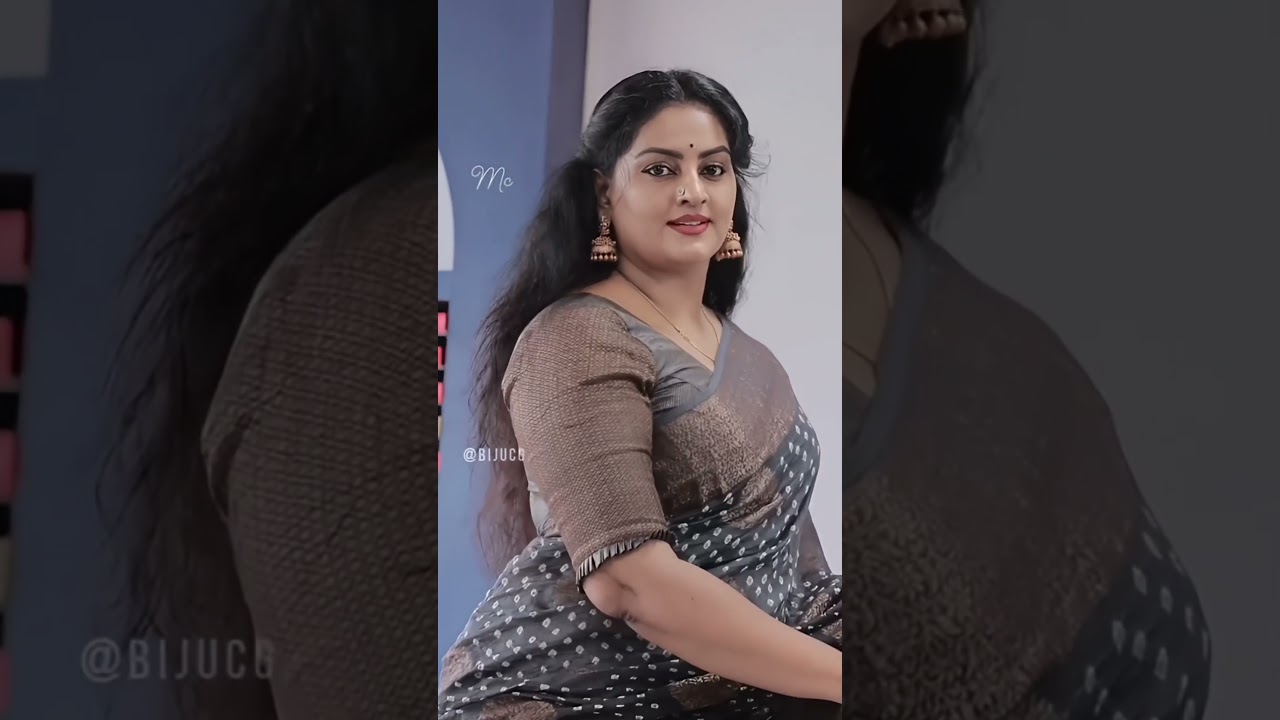 An Atom level 🥵, #curvy, #bodyshapes, #aunty, #mallu, #faceexpression, #face