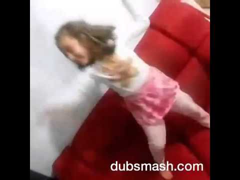 Anaí cantando Pararatimbum