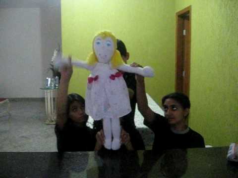 Ana Clara dança funk